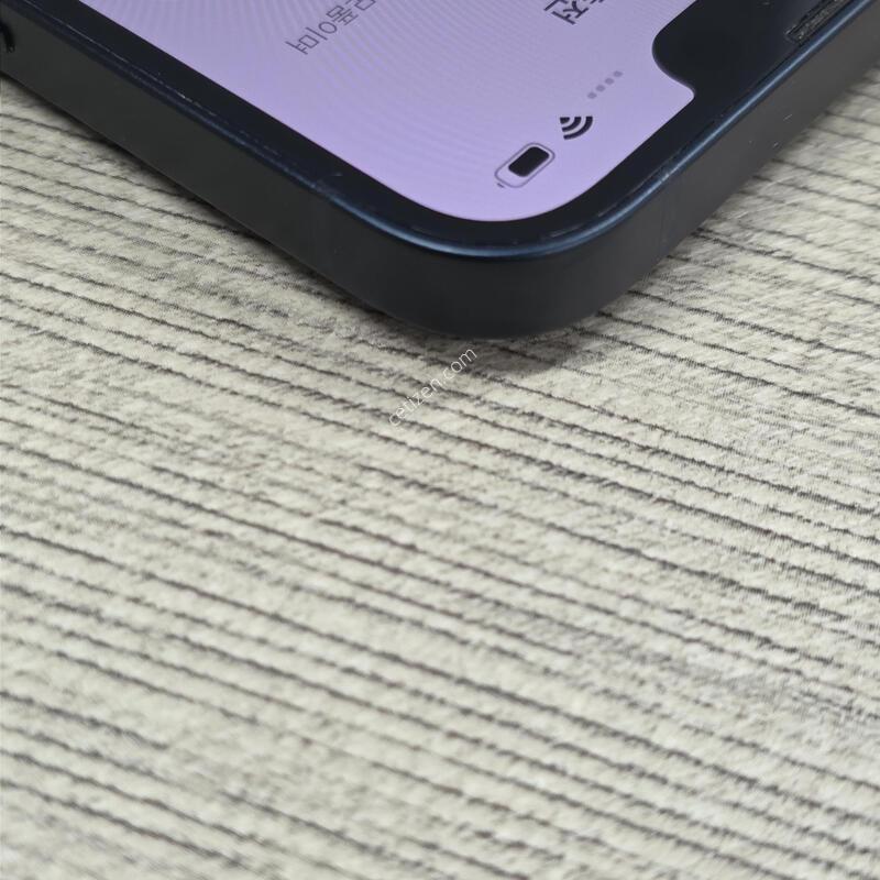 ������13 256GB