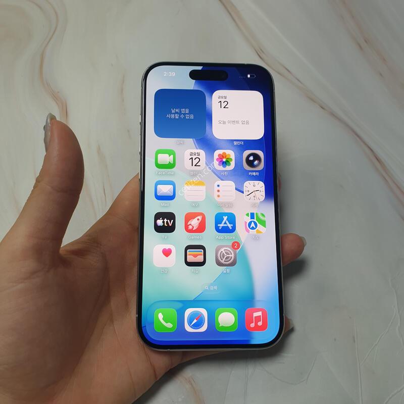 ������15���� ȭ��ƮƼŸ�� 128G A�� �Ǹ��մϴ�