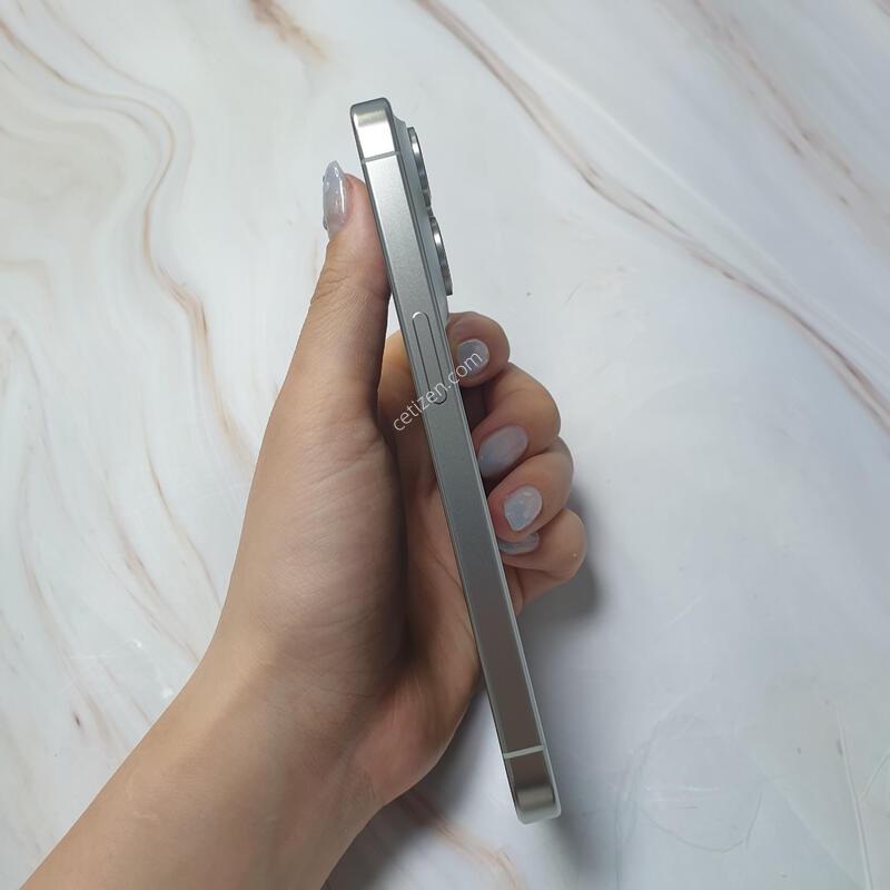 ������15���� ȭ��ƮƼŸ�� 128G A�� �Ǹ��մϴ�