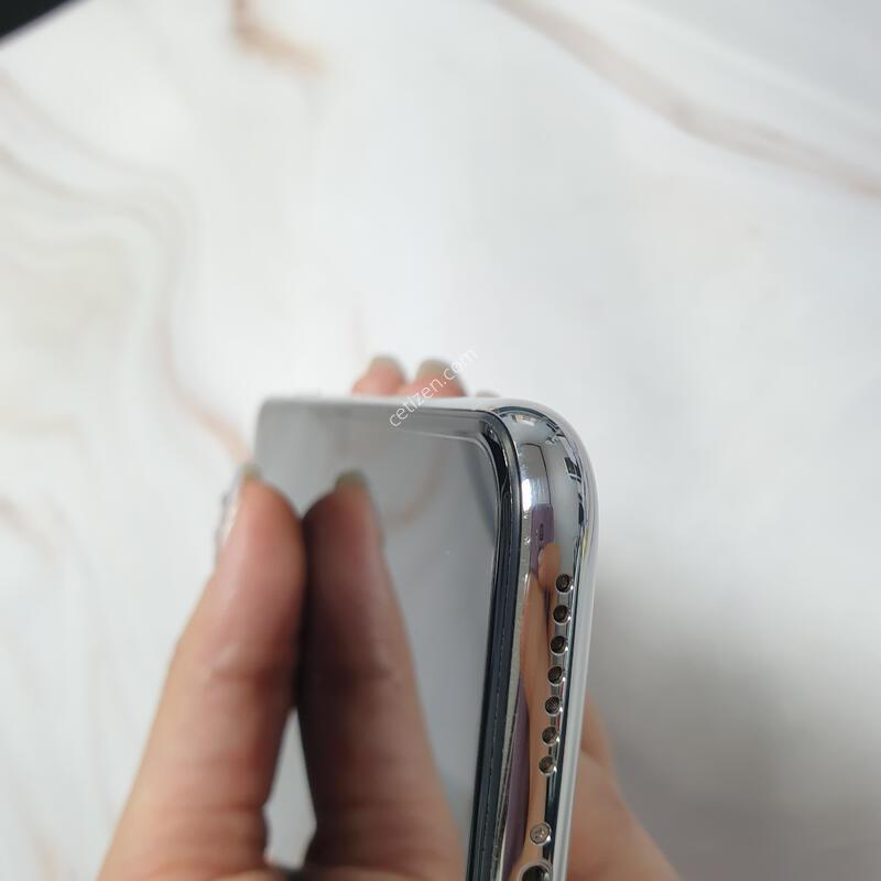 ������11���θƽ� �ǹ� 256G A�� �Ǹ��մϴ�