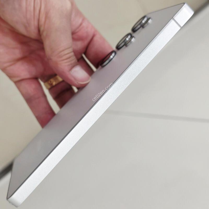 ������ S25 ��Ʈ�� ƼŸ�� ȭ��Ʈ 512GB Ǯ�ڽ� A�� �Ǹ�