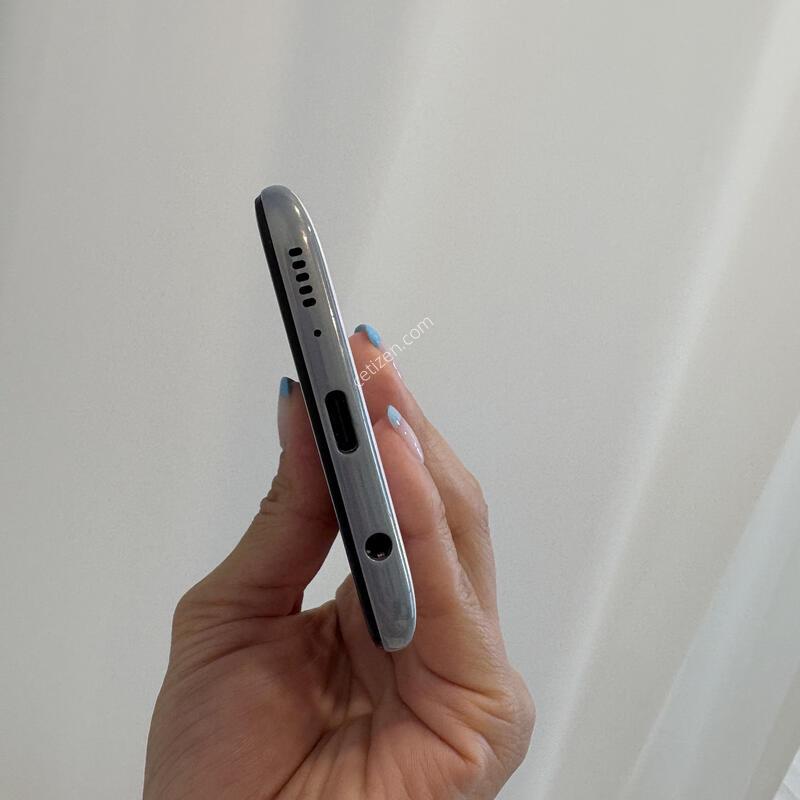 ������A40