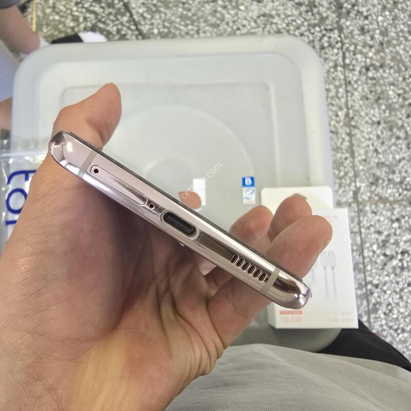 SK S21+ (G996) 256G ���û��� ����� �˴ϴ�