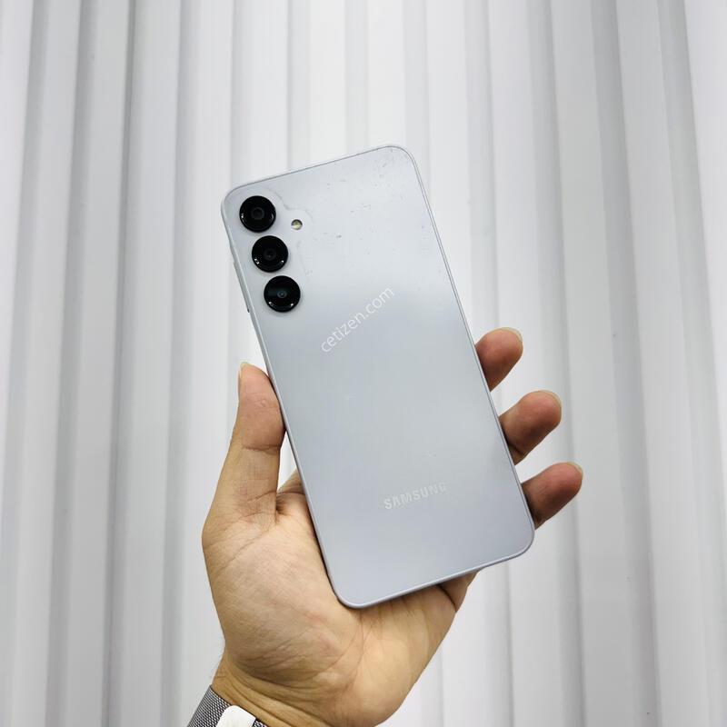 ������A16 ����Ʈ�׷��� 128GB