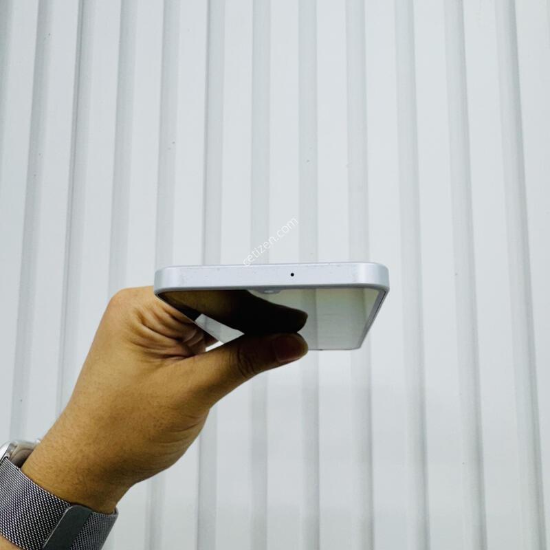 ������A16 ����Ʈ�׷��� 128GB