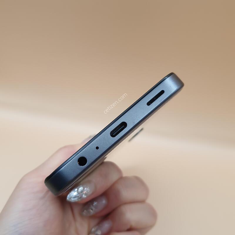������ ���̵�7 128G (M156S) �׷��� S�� �Ǹ��մϴ�