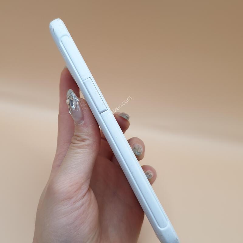 ������ XĿ��5(G525) ��Ʈ 64G �Ǹ��մϴ�