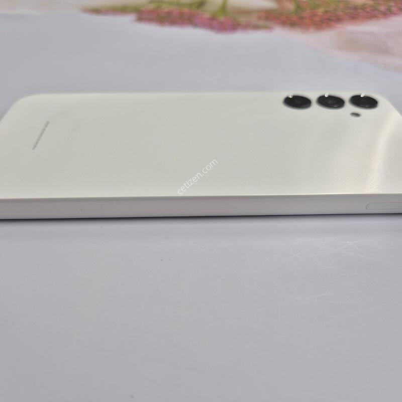 ����������3 ȭ��Ʈ 128GB