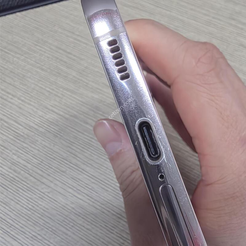 22�÷��� 256GB