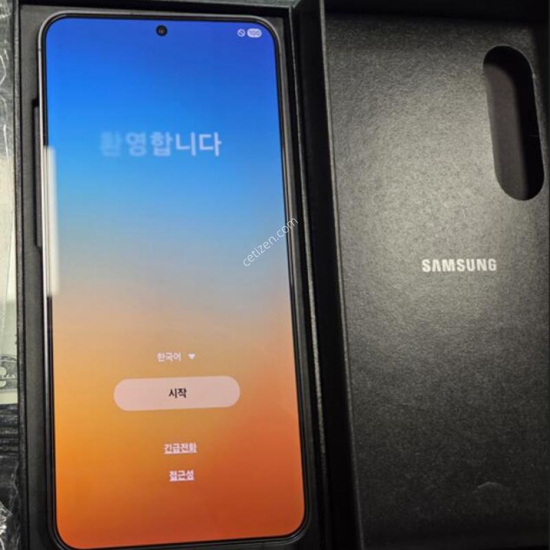 ���ֱ����� ������S24+(256G)���н����� �Ǹ��մϴ�.