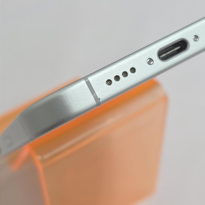 ������16�÷��� 256GB ȭ��Ʈ