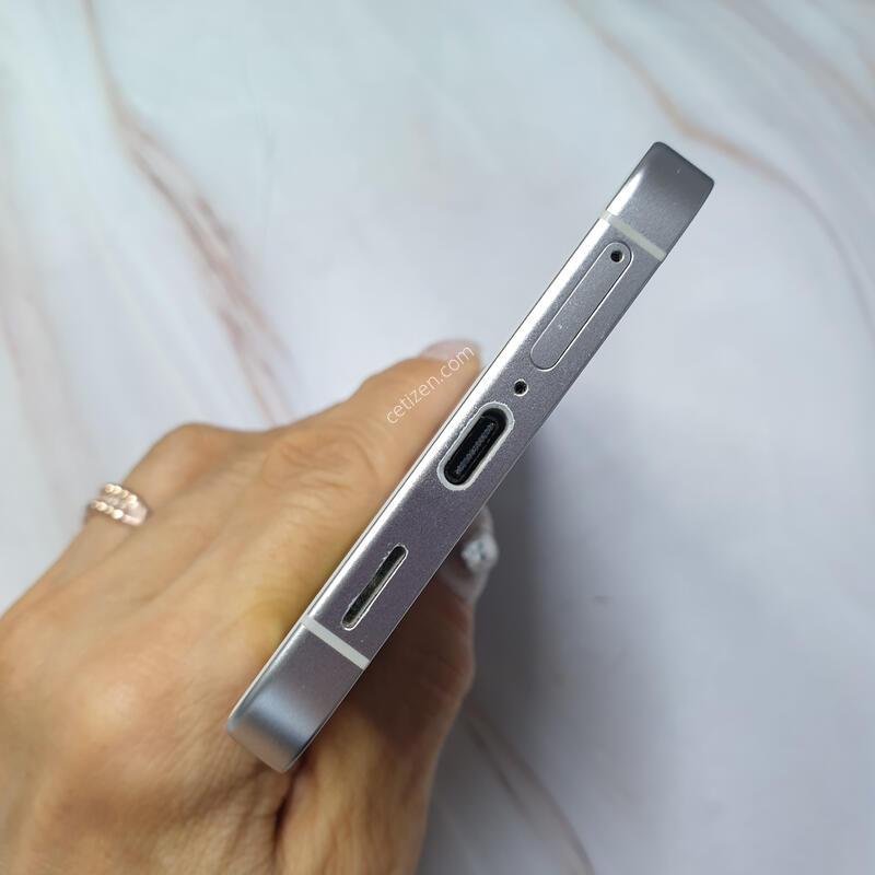 KT ������ S24+ �׷��� 256G S�� �Ǹ��մϴ�