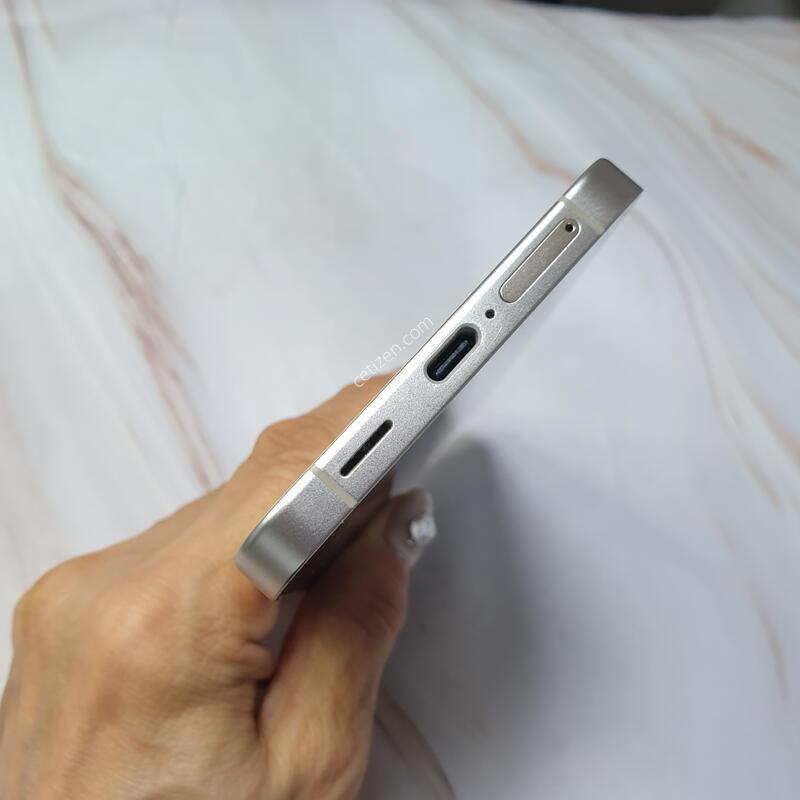 LG ������ S24+ ���ο� 256G A�� �Ǹ��մϴ�