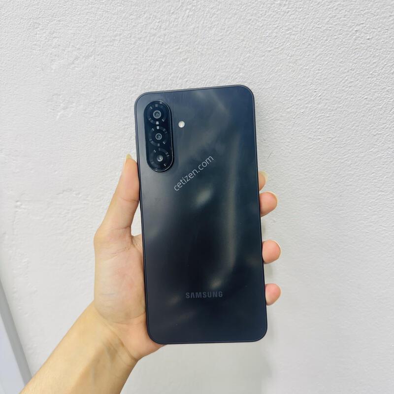 ƯS�� ������ A17 ���� 128GB