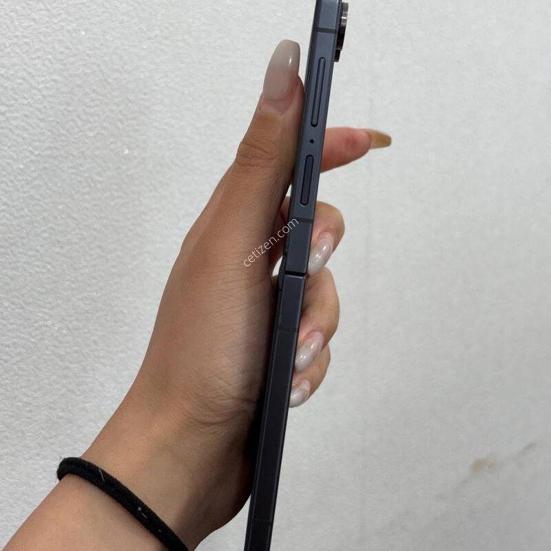 ������Z�ø�7 ���� 256GB Y1944