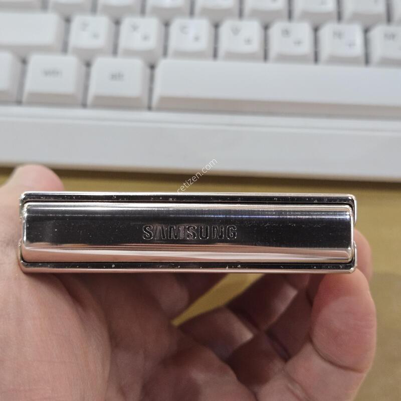 Z�ø�4  256��ũ���
