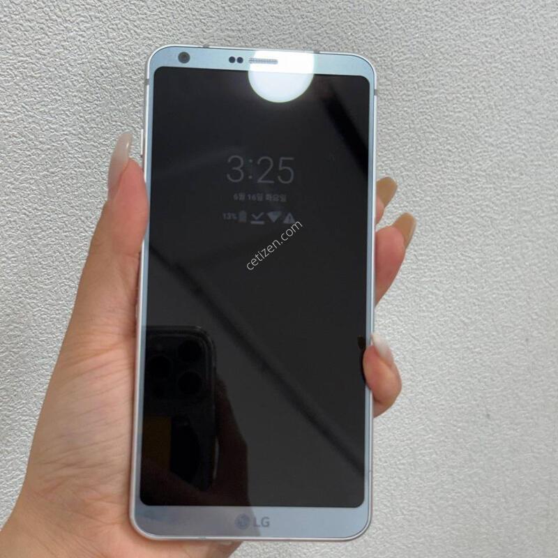 LG G6 �÷�Ƽ�� 64GB Y1946