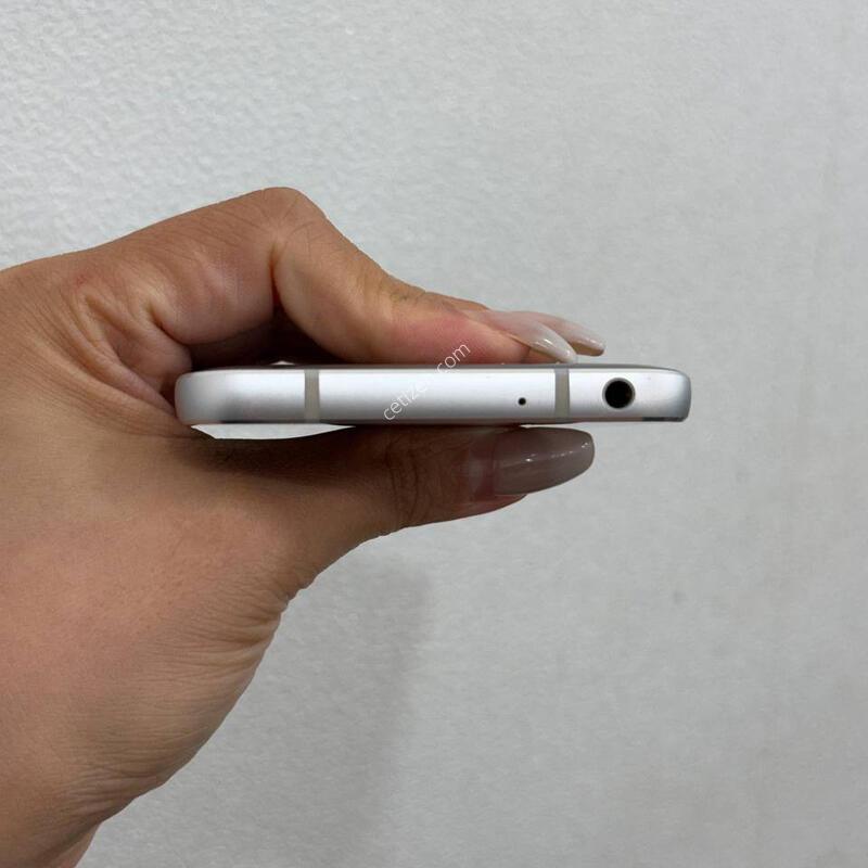 LG G6 �÷�Ƽ�� 64GB Y1946