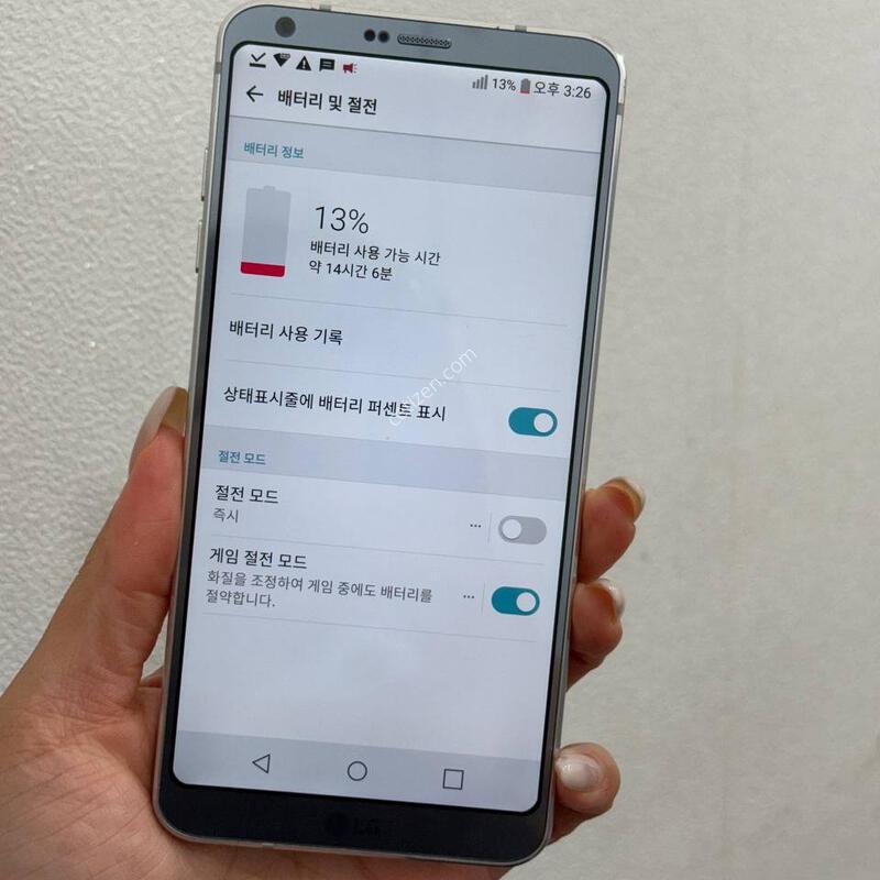 LG G6 �÷�Ƽ�� 64GB Y1946