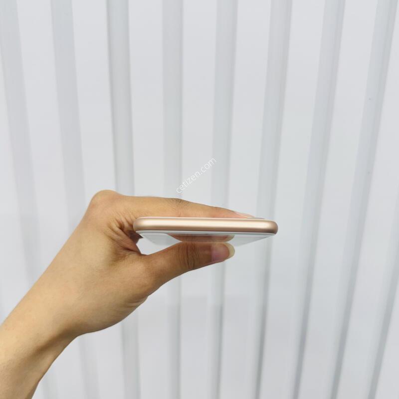 ������8 ��� 256GB