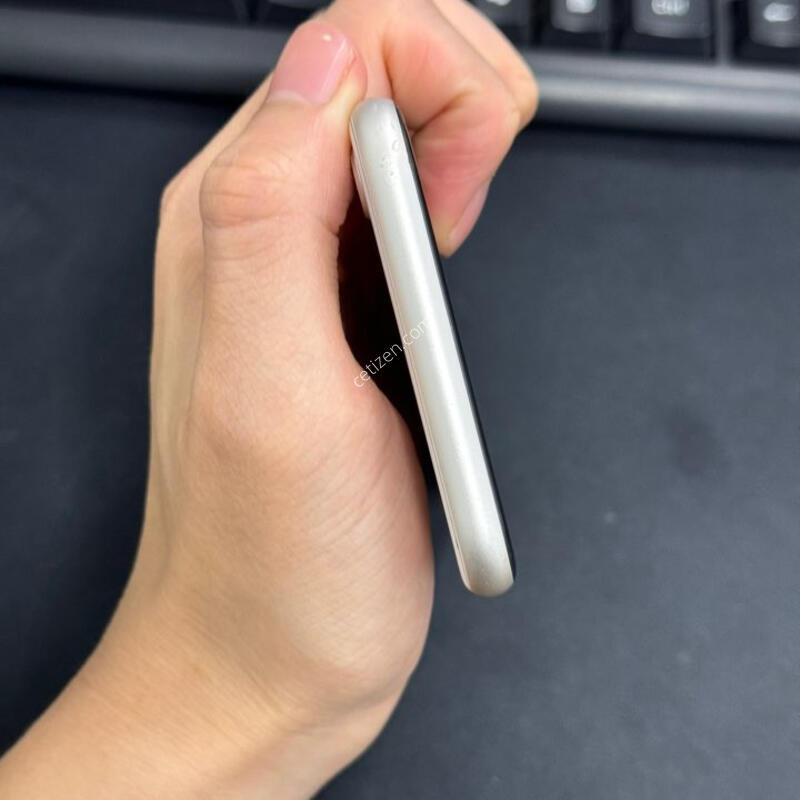 ������ SE3 128