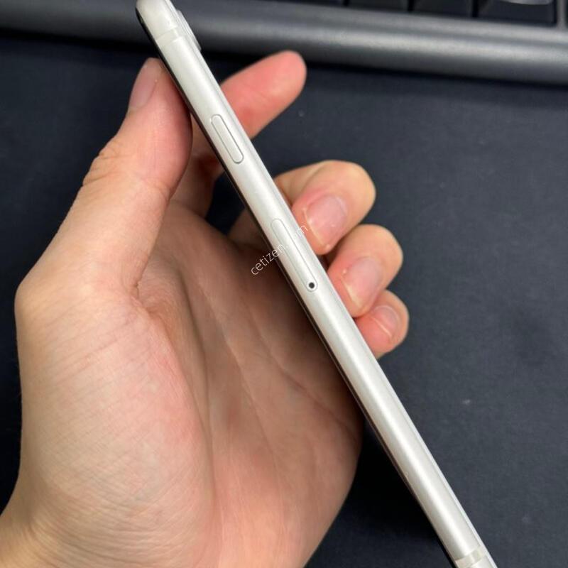 ������ SE3 128