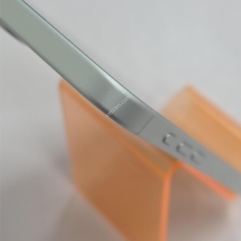 ������16�÷��� 256GB ȭ��Ʈ