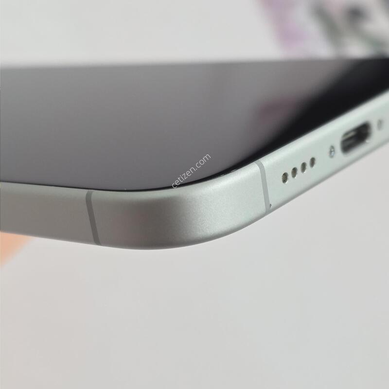 ������16�÷��� 256GB ȭ��Ʈ