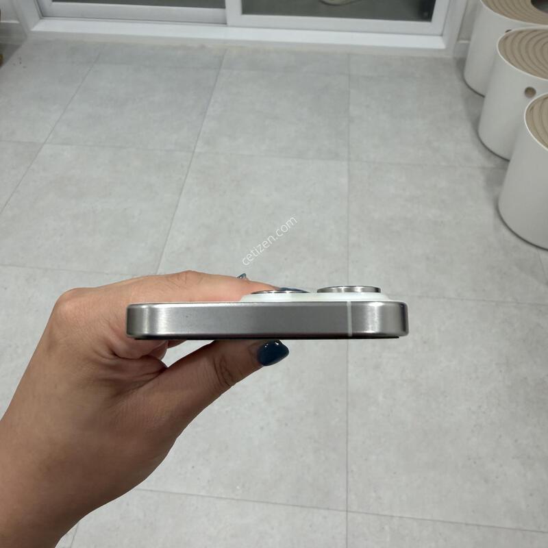������ 15 ���� 256GB ȭ��Ʈ Ǯ��