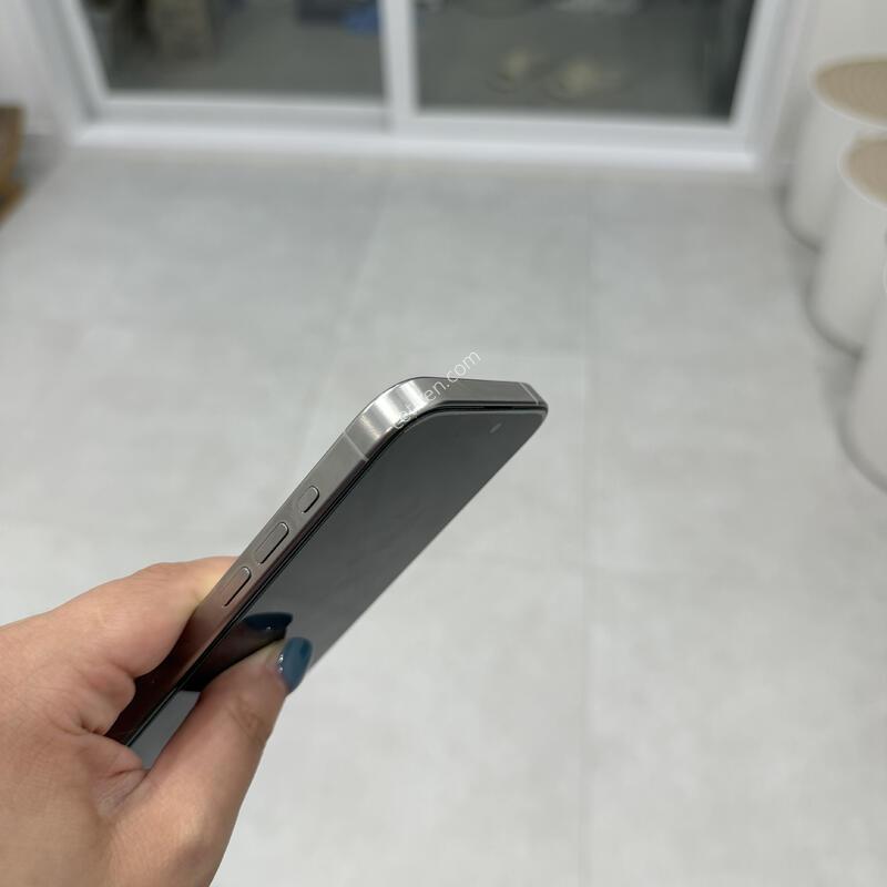������ 15 ���� 256GB ȭ��Ʈ Ǯ��