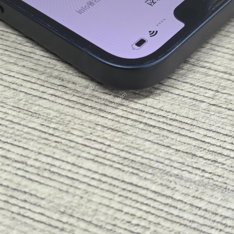 ������13 256GB