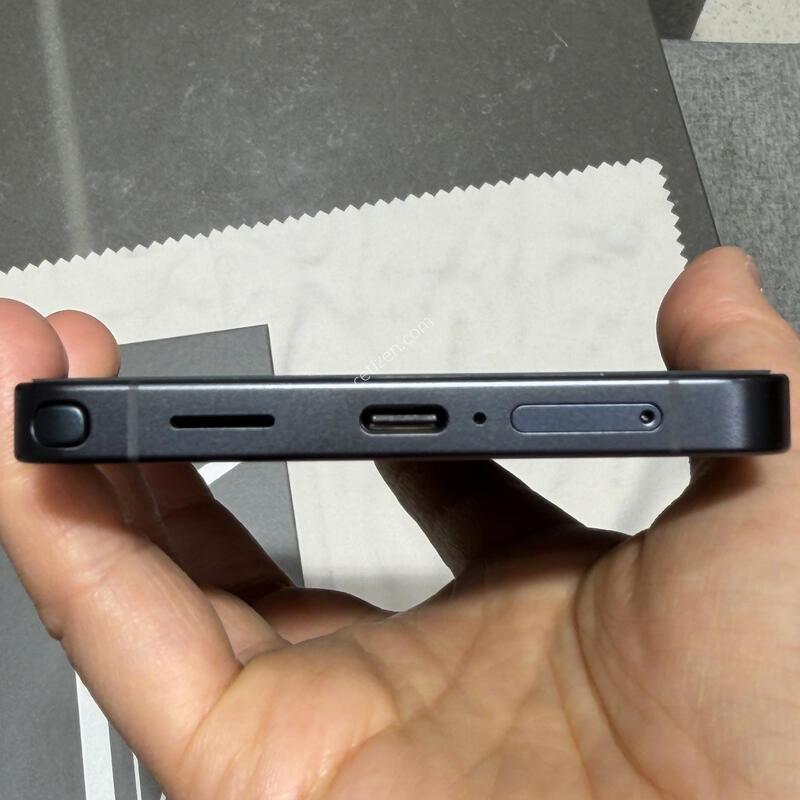 ������S26��Ʈ�� 512G �����˴ϴ�.