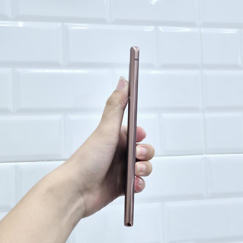 �����ó�Ʈ20 ����� 256GB