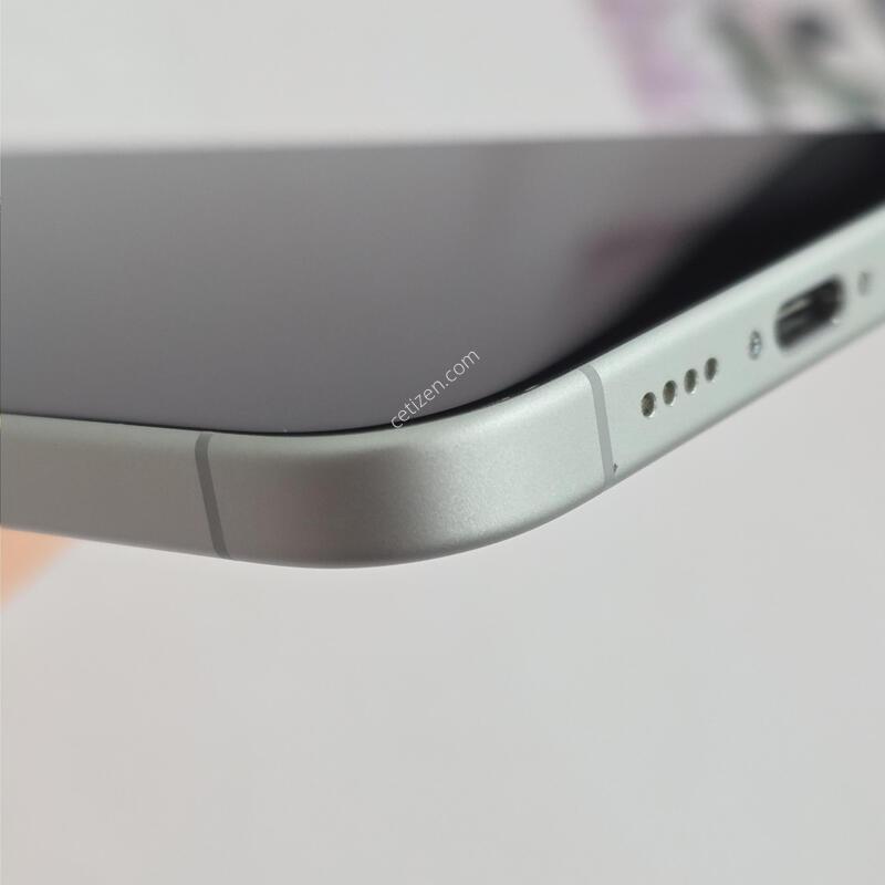 ������16�÷��� 256GB ȭ��Ʈ
