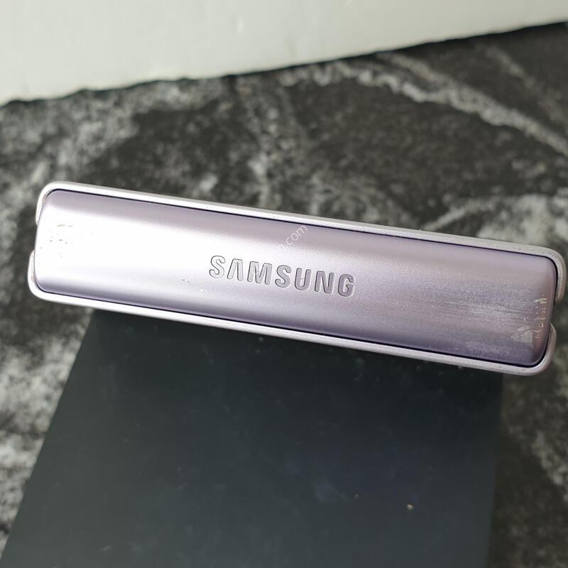 SK ������Z�ø�3 (F711N) ���� 256�Ⱑ (6340457)