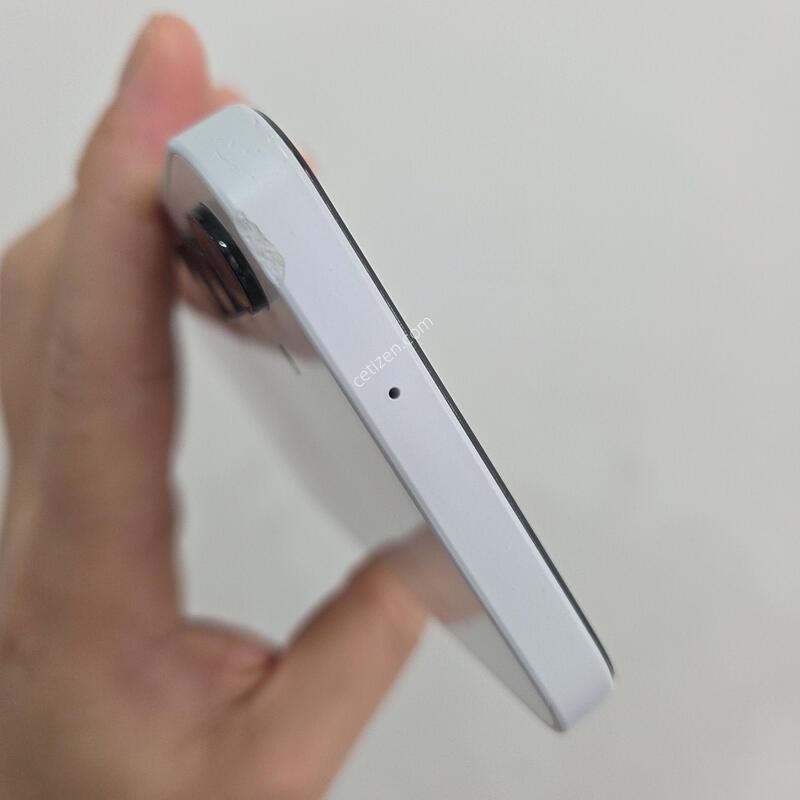 ������ A15 128GB ȭ��Ʈ