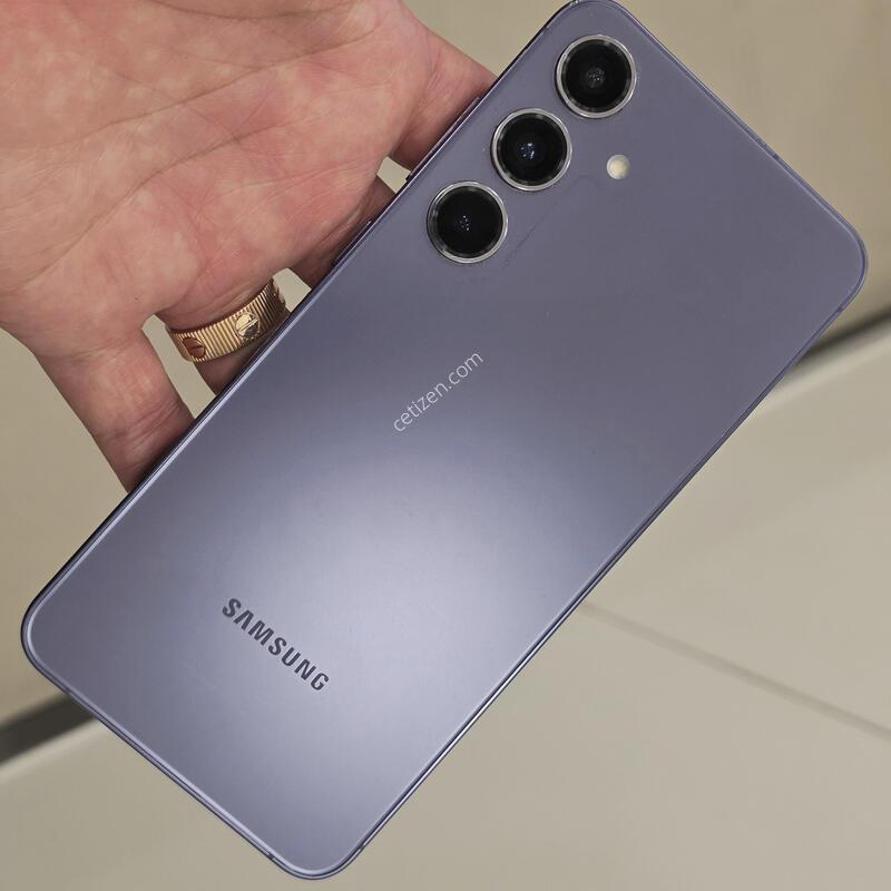 ������ S24+ �ڹ�Ʈ ���̿÷� 256GB Ǯ�ڽ� �Ǹ�