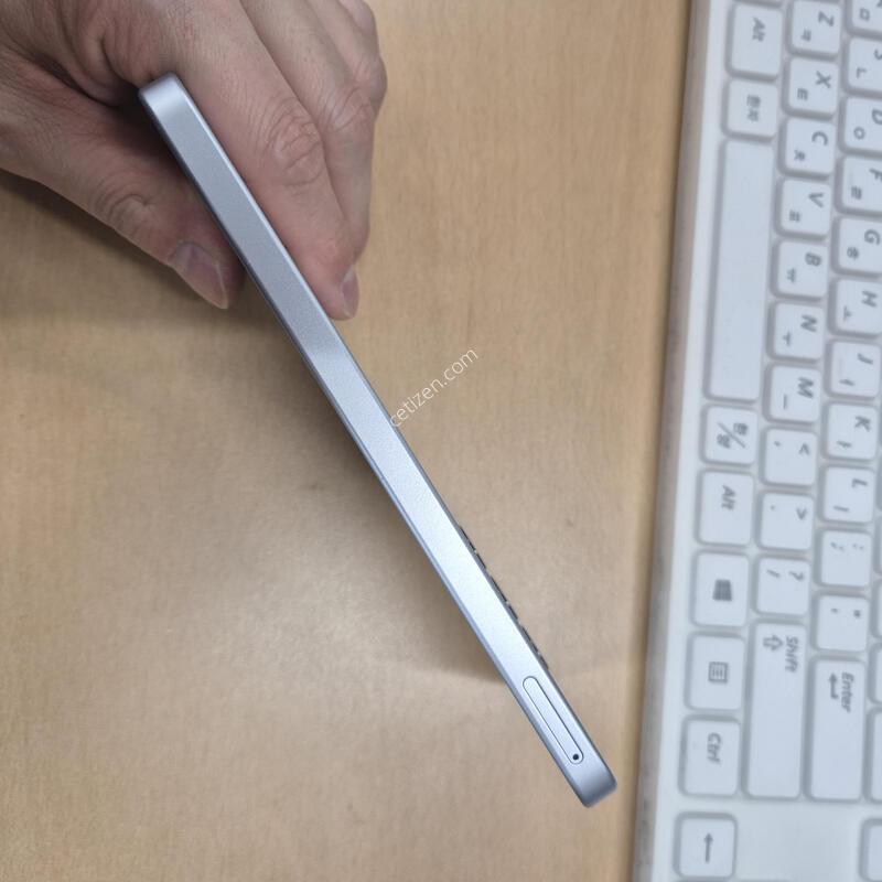 �����ù���4 ȭ��Ʈ S�� 128GB
