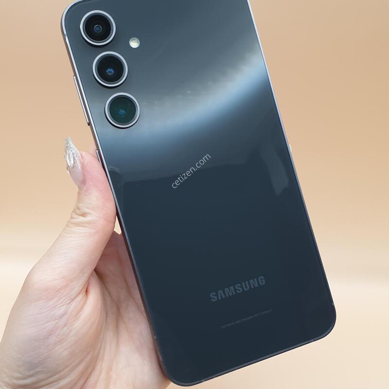 ������S23FE �׶�����Ʈ 256�Ⱑ �Ǹ��մϴ�-S711N
