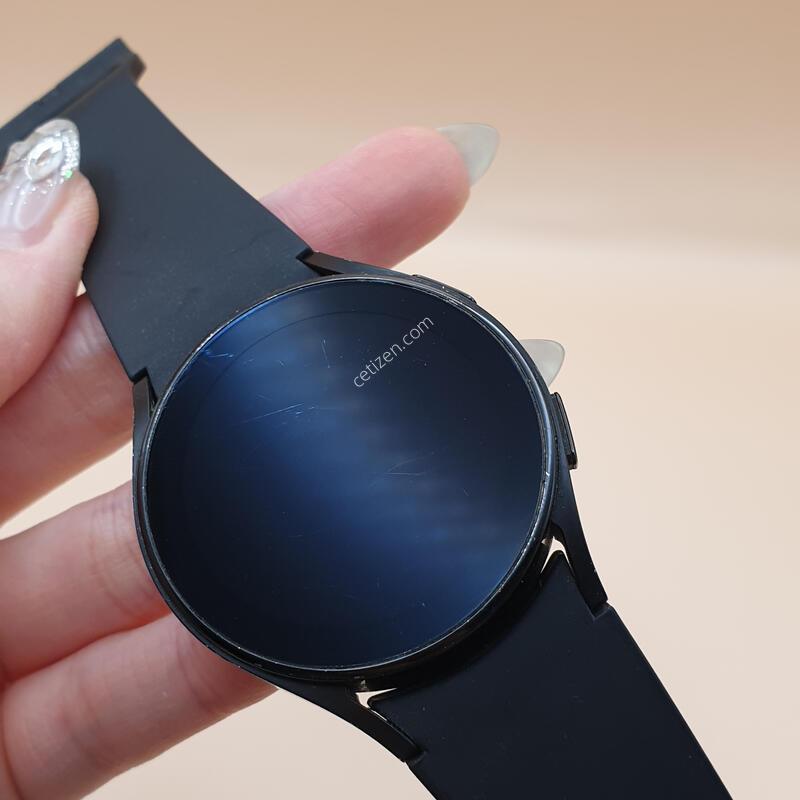 �����ÿ�ġ4 40mm LTE (R865) ���� �Ǹ��մϴ�