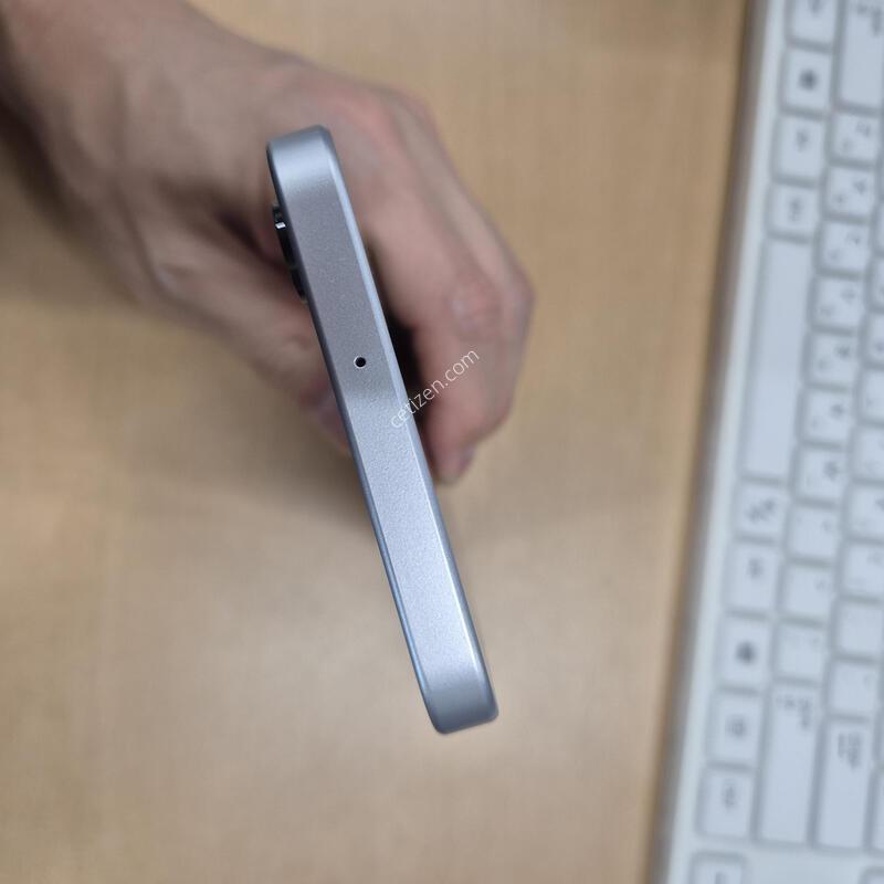 �����ù���4 ȭ��Ʈ S�� 128GB
