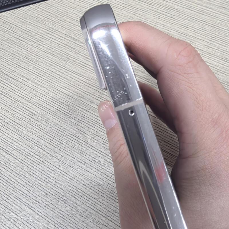 22�÷��� 256GB