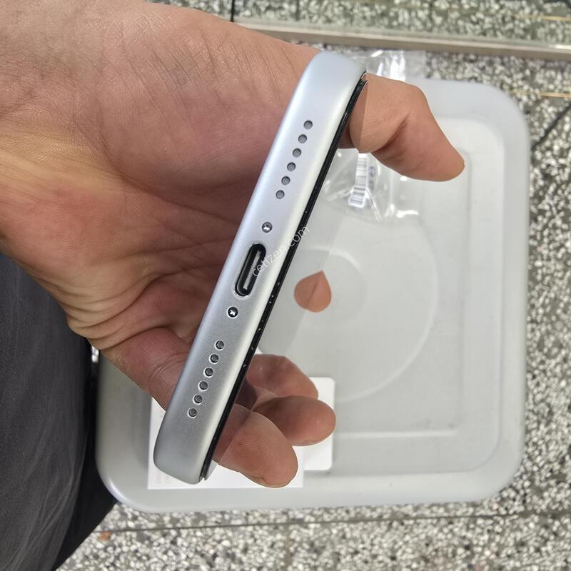 ������17���θƽ� 256G �ǹ����� ���ɱ⺯ ����� �˴ϴ�