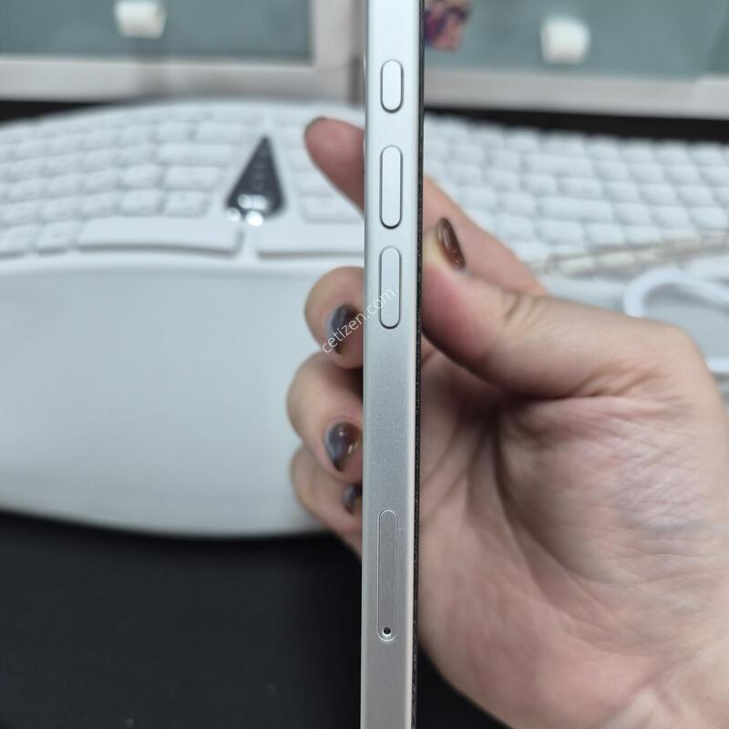 ������ 16  256GB