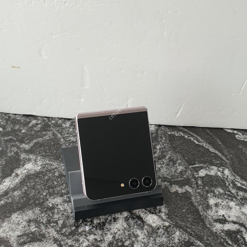 SK ������Z�ø�5 (F731N) ���� 512�Ⱑ (0502419)