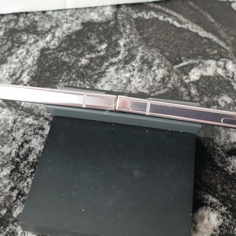 SK ������Z�ø�5 (F731N) ���� 512�Ⱑ (0502419)