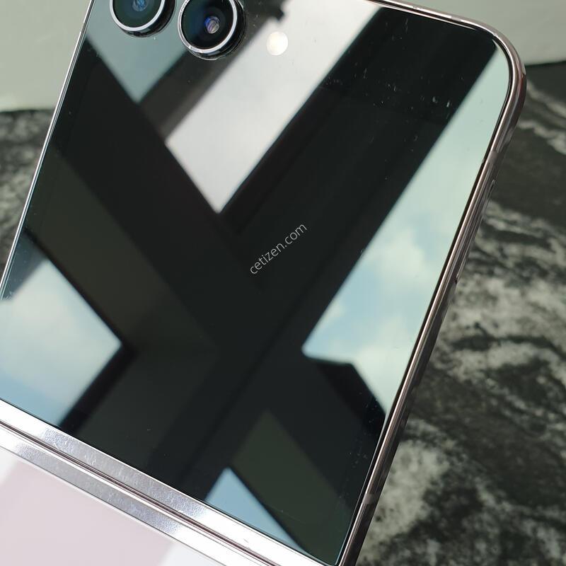 SK ������Z�ø�5 (F731N) ���� 512�Ⱑ (0502419)