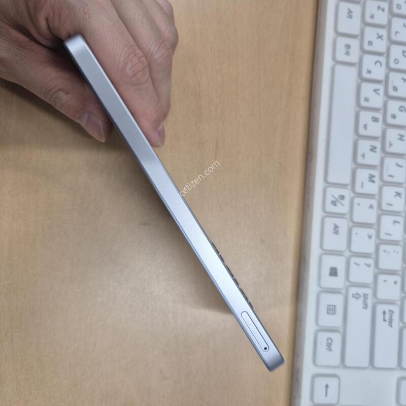 �����ù���4 ȭ��Ʈ S�� 128GB