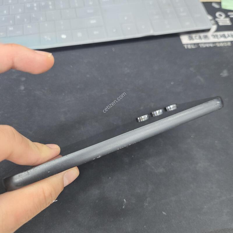 ������ ����4 ���� �����ܻ�  128GB �����ϰ��Ǹ��մϴ�