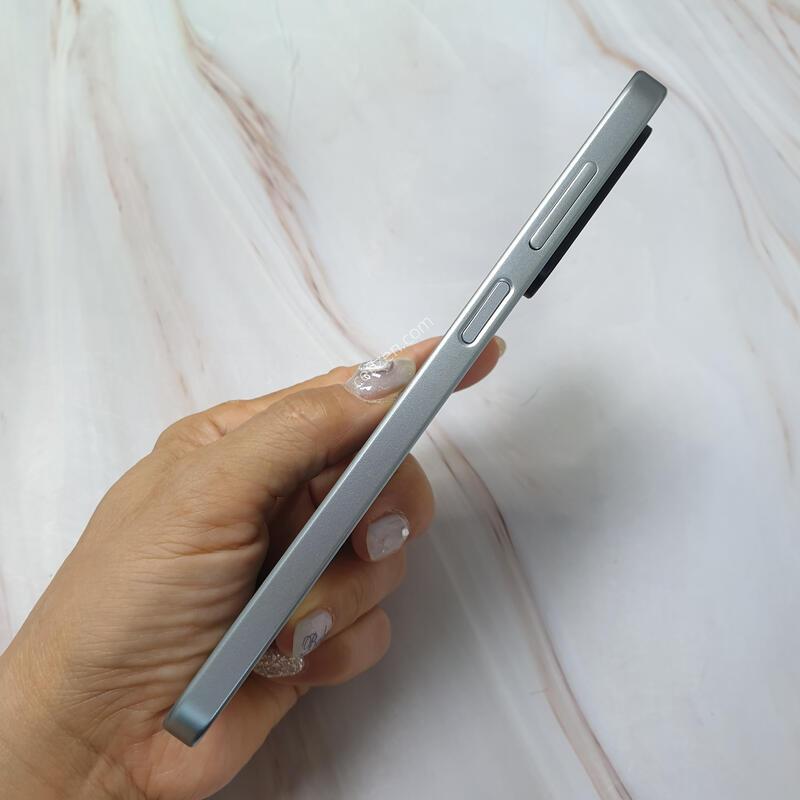KT ������ ����4 �׸� 128G S�� �Ǹ��մϴ�